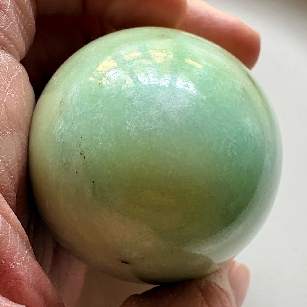 Vintage alabaster egg- minty green - Picture 5 of 6